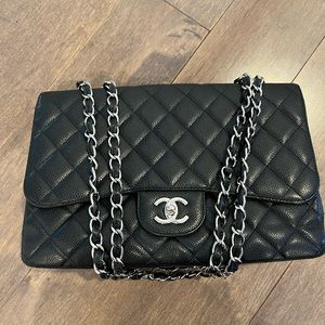 chanel classic flap bag